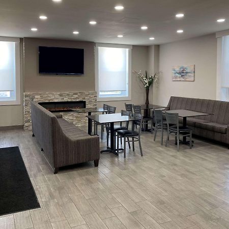 Quality Inn & Suites Kansas City Downtown Экстерьер фото