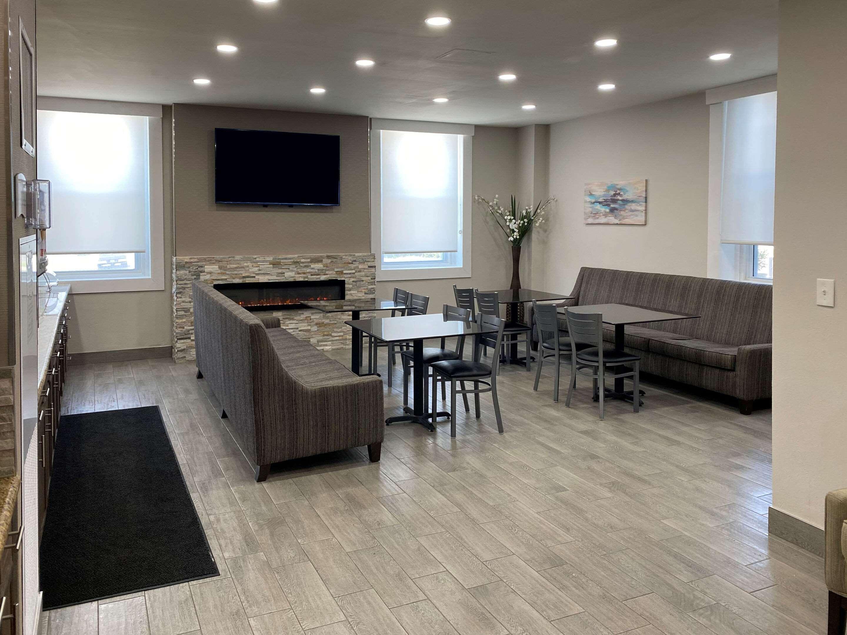Quality Inn & Suites Kansas City Downtown Экстерьер фото