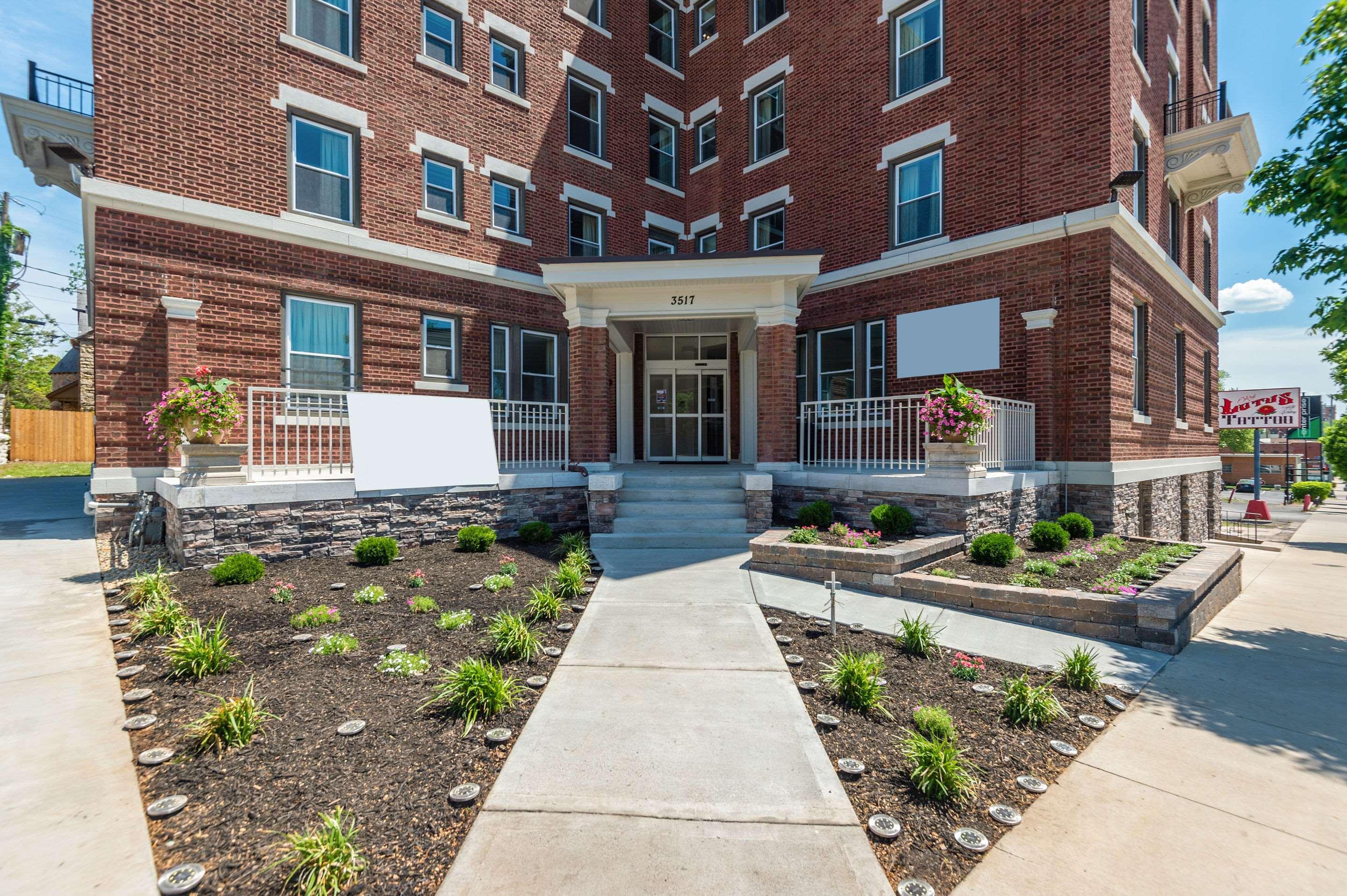 Quality Inn & Suites Kansas City Downtown Экстерьер фото